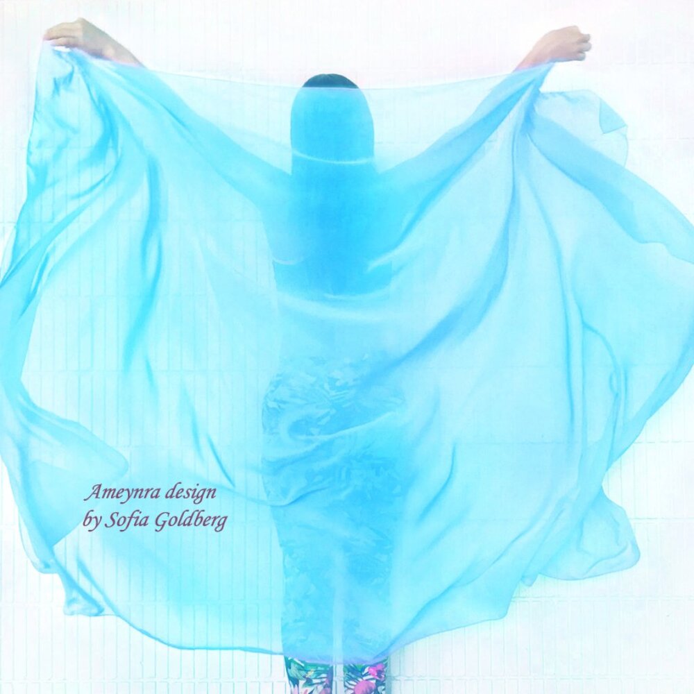 Belly dance veil 2.5 yards x 54 inches. Light Blue chiffon, New